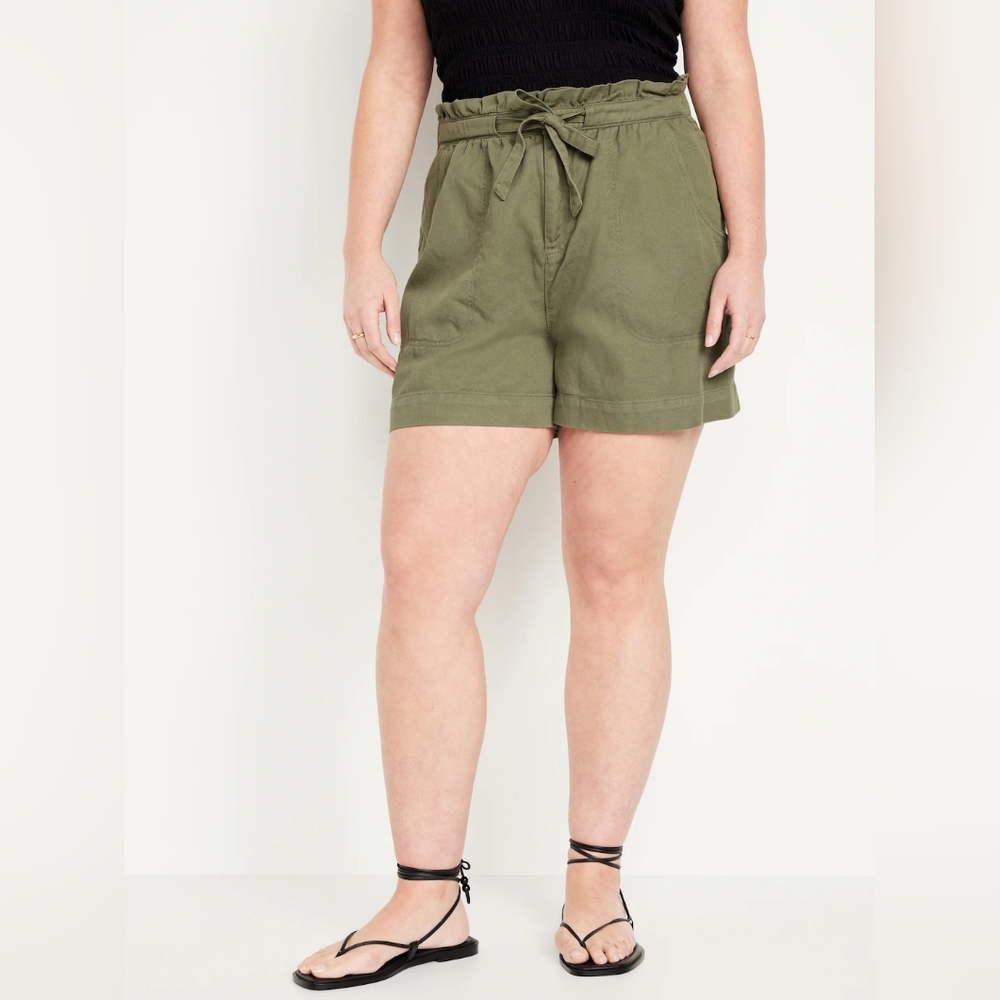 NWT Old Navy Women's Shorts Size 4X Tie Waist Pockets Green